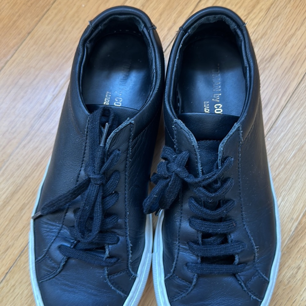 Common Project Sneakers - Picture 2 of 4
